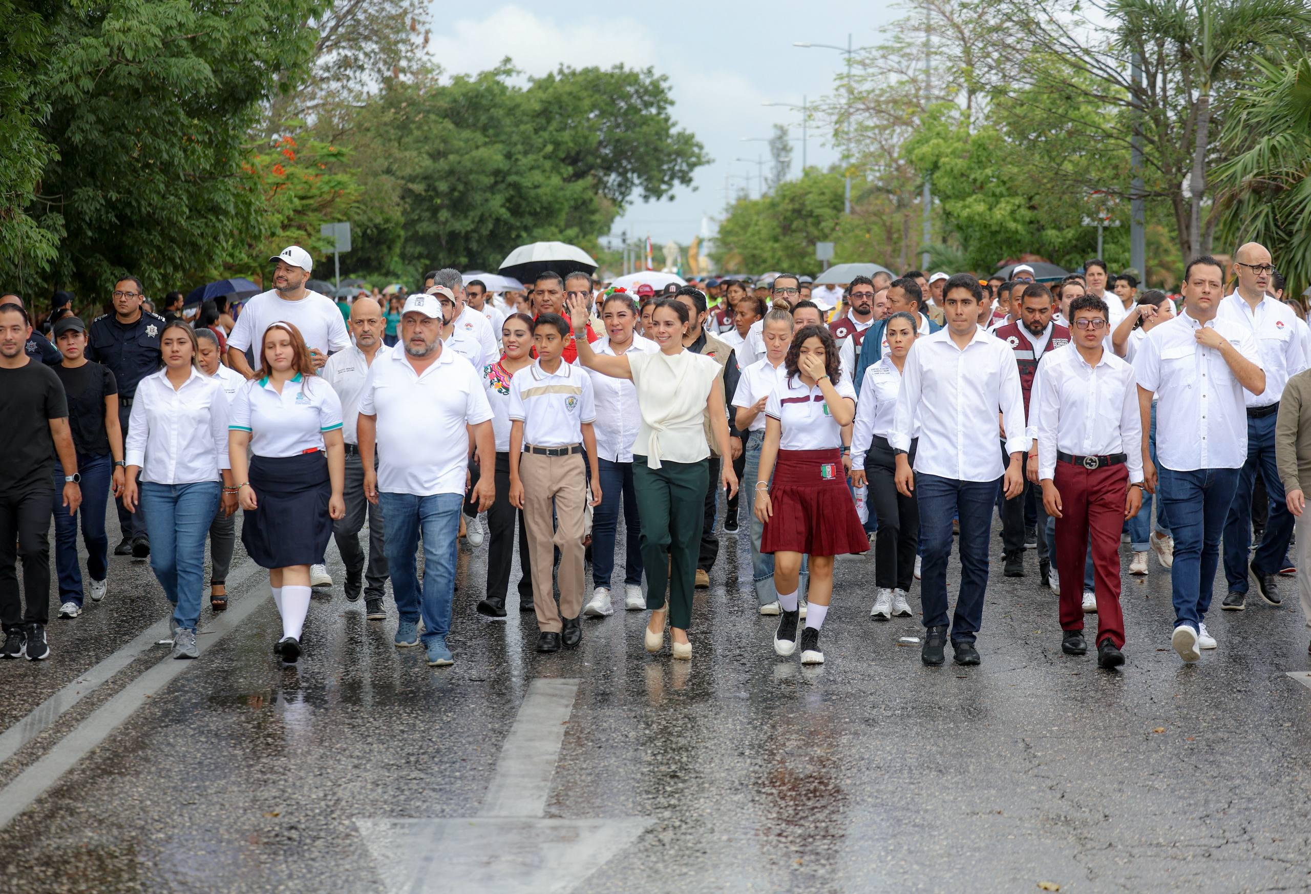 uploads/6/32/01 (2303).Jpeg